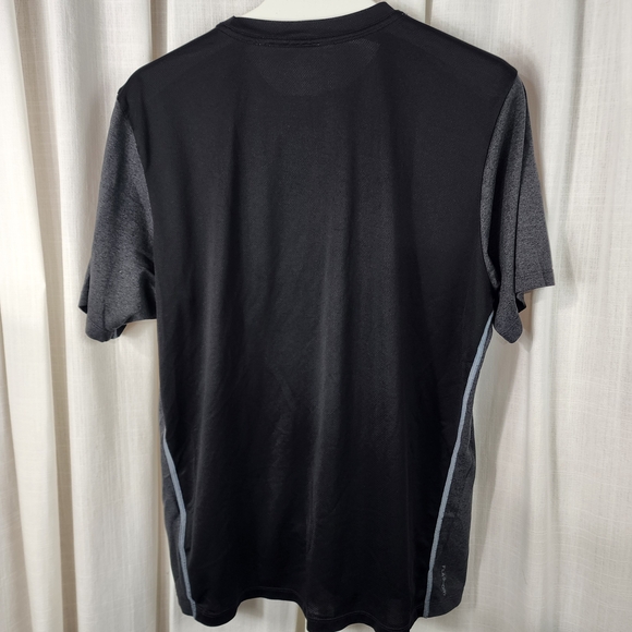 The North Face Men's Charcoal Short Sleeve Tee - Picture 3 of 3